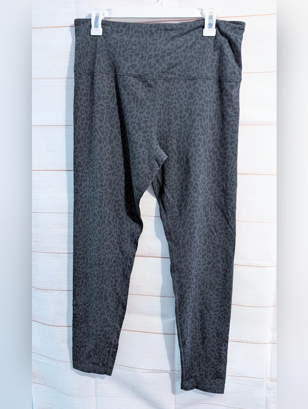 Tuff Athletics Charcoal Grey 🩶 Ribbed Leopard 🐆 🙀 Active Leggings XL